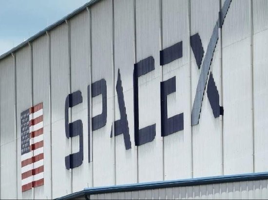 SpaceX正为美国情报机构打造数百颗间谍卫星组成的网络