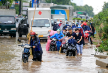 8人死亡，数十万人生活受到影响，民众欲哭无泪，越南这几天的雨下得令人揪心