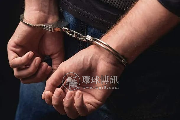 涉嫌抢劫、枪击和毒品，菲律宾一犯罪集团头目被捕，其14岁“伴侣”获救