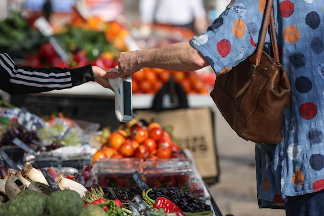 英国6月消费者价格指数同比上涨2%