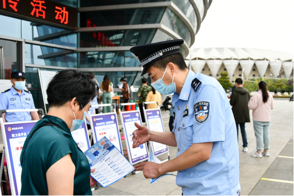 持续发力，重拳出击！江苏淮安公安再掀“反诈·断卡”风暴