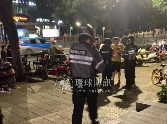 浙江女警逛街认出涉嫌开设赌场罪逃犯 一路尾随联动巡特警5分钟抓获