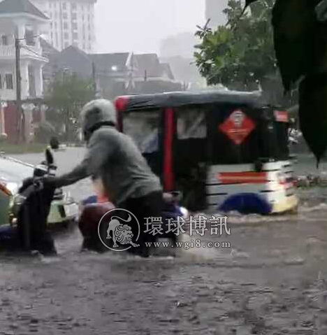 金边昨晚多地淹水，降雨量最大106毫米