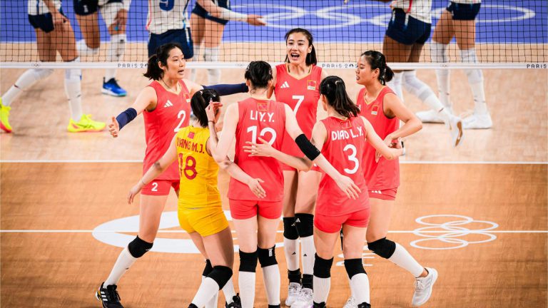 巴黎奥运会 | 中国女排3-0法国女排 小组赛两连胜提前出线