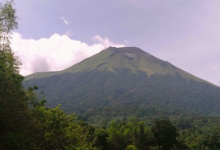 菲律宾坎拉翁火山发生至少二十次地震