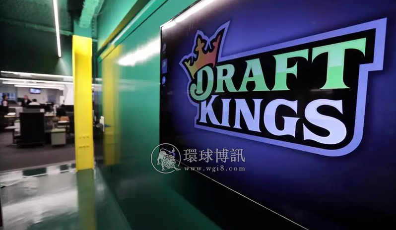 DraftKings调整后EBITDA亏损扩大 上调2022年营收预期