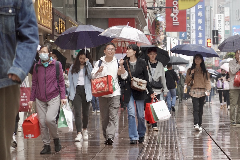 假日经济｜“五一”这些城市不下雨：旅游热度上涨30%，部分酒店降价20%