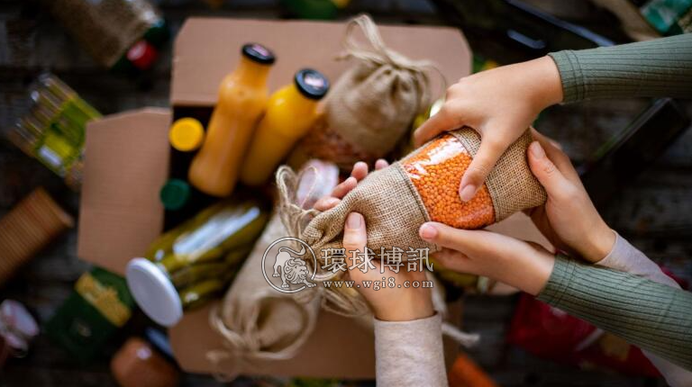 阿联酋居民计划在斋月期间更多地选择在网上购物