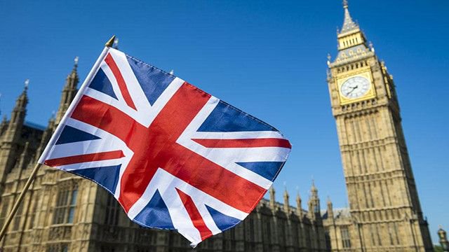 英国央行再次按下加息“暂停键” 但称降息还为时过早